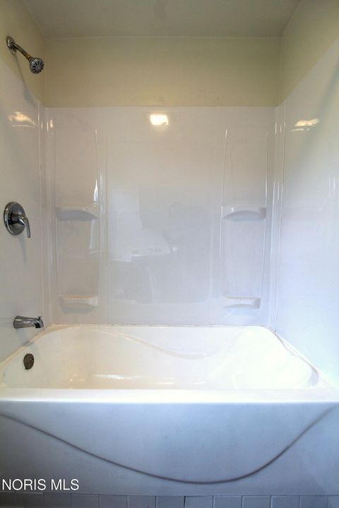 Tiny photo for 1146 Walbridge Avenue, Toledo, OH 43609 (MLS # 10007096)