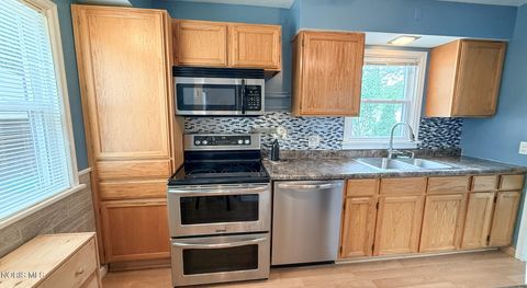 Tiny photo for 3428 Coral Avenue, Toledo, OH 43623 (MLS # 10010777)
