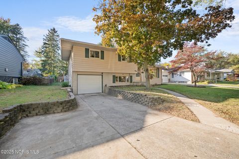 Tiny photo for 2515 Orchard Hills Boulevard, Toledo, OH 43615 (MLS # 10000614)