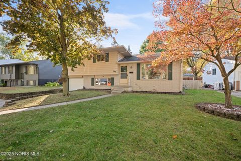 Tiny photo for 2515 Orchard Hills Boulevard, Toledo, OH 43615 (MLS # 10000614)
