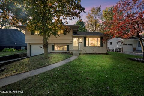 Tiny photo for 2515 Orchard Hills Boulevard, Toledo, OH 43615 (MLS # 10000614)