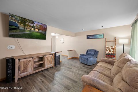 Tiny photo for 2515 Orchard Hills Boulevard, Toledo, OH 43615 (MLS # 10000614)