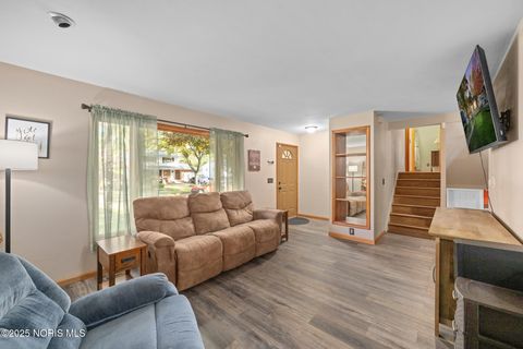 Tiny photo for 2515 Orchard Hills Boulevard, Toledo, OH 43615 (MLS # 10000614)