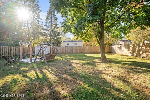 Tiny photo for 2515 Orchard Hills Boulevard, Toledo, OH 43615 (MLS # 10000614)