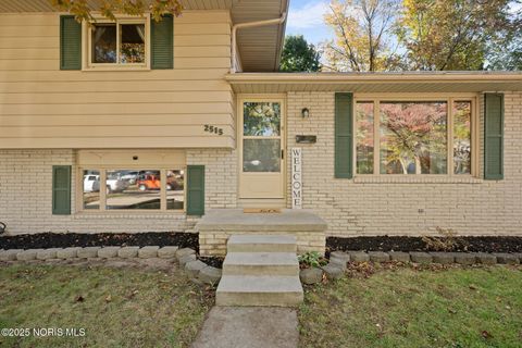 Tiny photo for 2515 Orchard Hills Boulevard, Toledo, OH 43615 (MLS # 10000614)