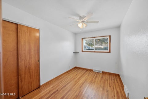 Tiny photo for 1141 Kirk Street, Maumee, OH 43537 (MLS # 10014299)