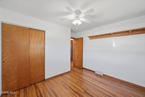 Tiny photo for 1141 Kirk Street, Maumee, OH 43537 (MLS # 10014299)
