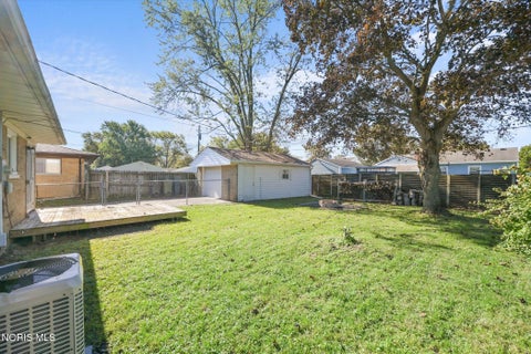 Tiny photo for 1141 Kirk Street, Maumee, OH 43537 (MLS # 10014299)