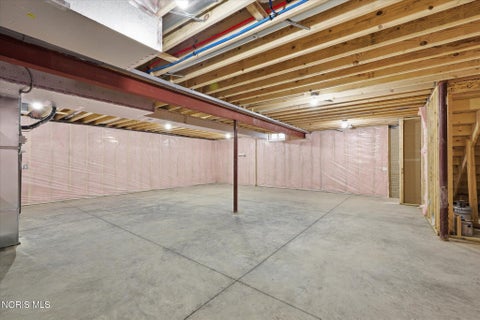 Tiny photo for 5922 Kacy Lane, Oregon, OH 43616 (MLS # 10013867)