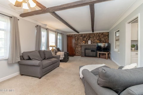 Tiny photo for 4831 Cedarhurst Road, Toledo, OH 43613 (MLS # 10012674)