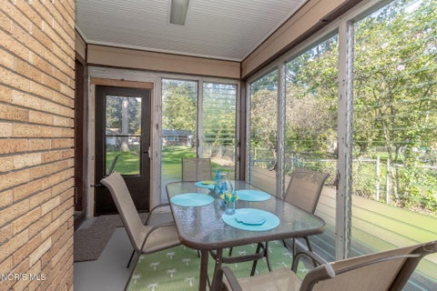 Tiny photo for 4831 Cedarhurst Road, Toledo, OH 43613 (MLS # 10012674)
