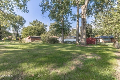 Tiny photo for 4831 Cedarhurst Road, Toledo, OH 43613 (MLS # 10012674)