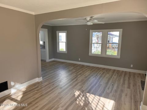 Tiny photo for 424 S Allen Street, Bryan, OH 43506 (MLS # 10000337)