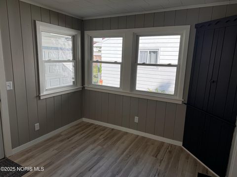 Tiny photo for 424 S Allen Street, Bryan, OH 43506 (MLS # 10000337)