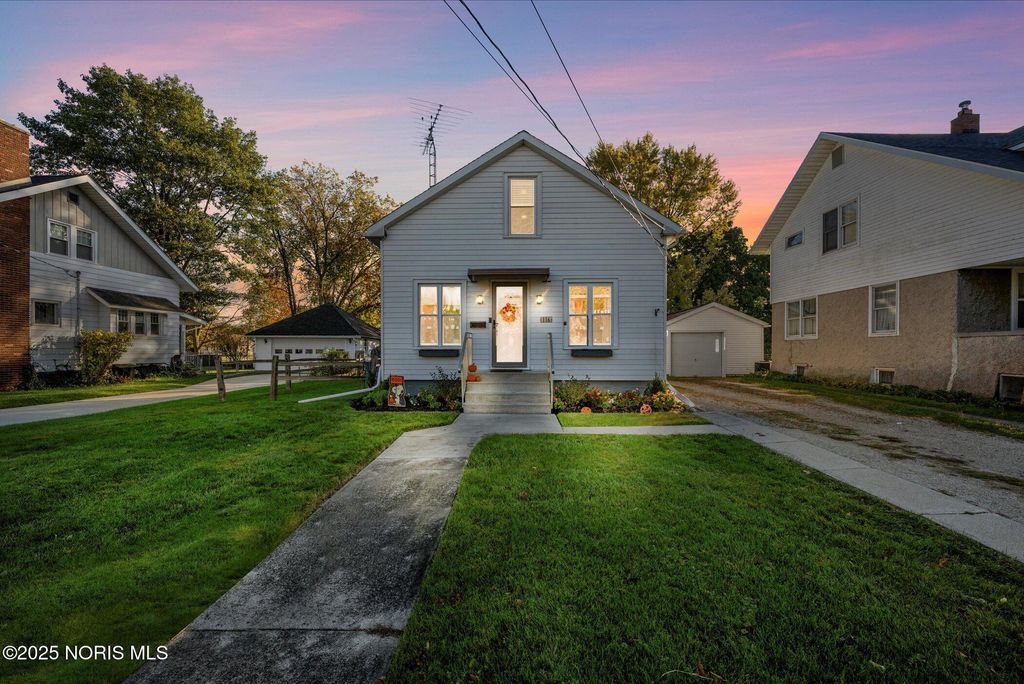 Photo for 116 N Maple Street, Oak Harbor, OH 43449 (MLS # 10000440)
