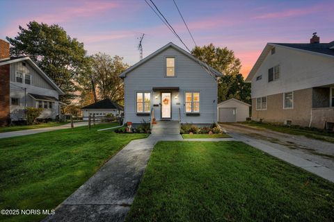 Photo of 116 N Maple Street, Oak Harbor, OH 43449 (MLS # 10000440)