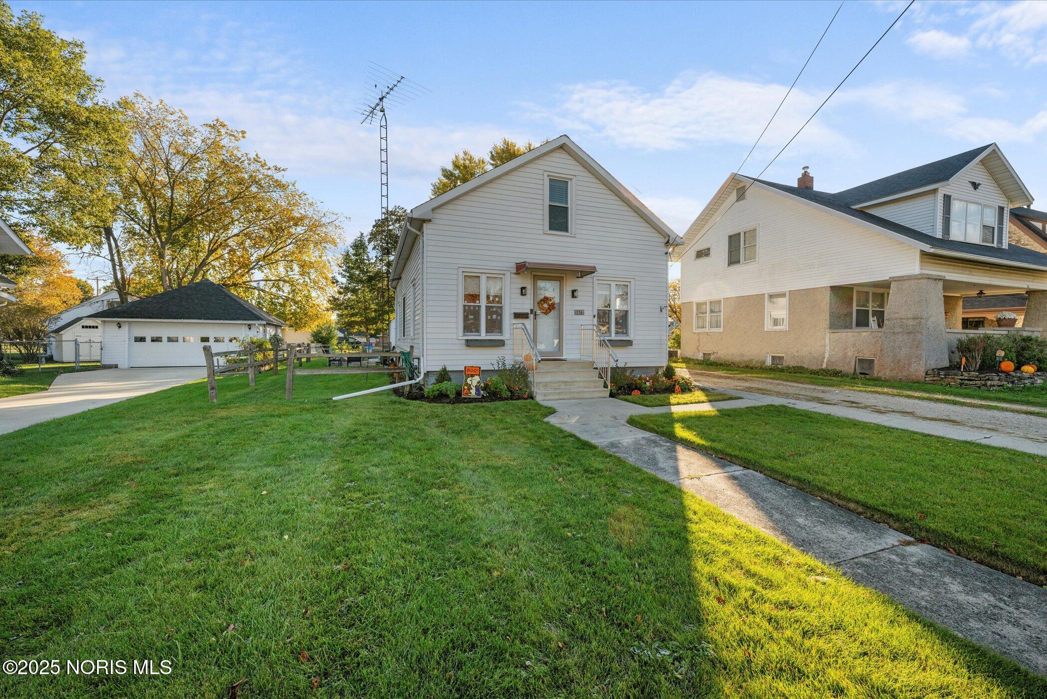 116 N Maple Street
