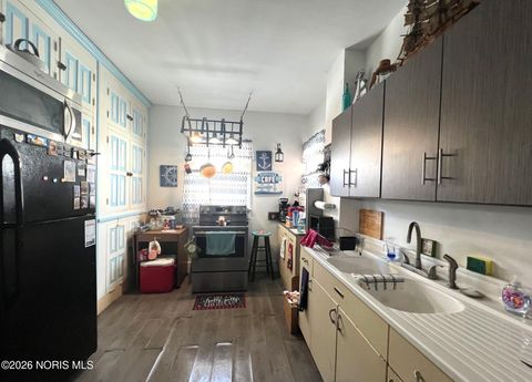 Tiny photo for 400 W Mansfield Street, Bucyrus, OH 44820 (MLS # 10003300)