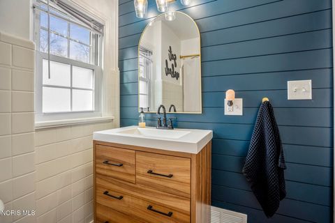 Tiny photo for 3532 Wyckliffe Parkway, Toledo, OH 43606 (MLS # 10005939)