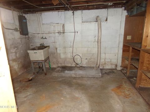 Tiny photo for 225 E Northgate Parkway, Toledo, OH 43612 (MLS # 10005557)