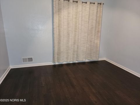 Tiny photo for 432 W Northgate Parkway, Toledo, OH 43612 (MLS # 10001792)