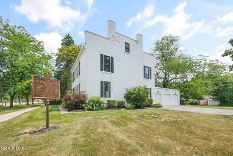 Tiny photo for 240 W Indiana Avenue, Perrysburg, OH 43551 (MLS # 10011521)
