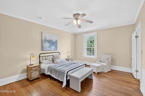 Tiny photo for 240 W Indiana Avenue, Perrysburg, OH 43551 (MLS # 10011521)