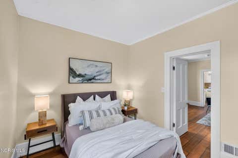 Tiny photo for 240 W Indiana Avenue, Perrysburg, OH 43551 (MLS # 10011521)