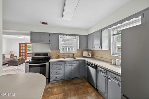 Tiny photo for 5615 Elliott Road, Sylvania, OH 43560 (MLS # 10008078)