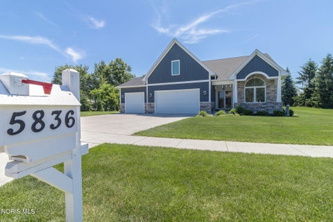 Photo of 5836 Walnut Springs Boulevard, Sylvania, OH 43560 (MLS # 10013449)