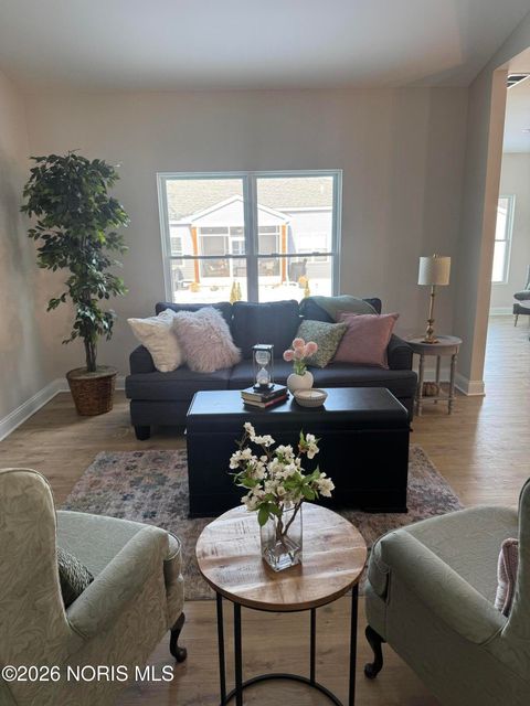 Tiny photo for 5021 Easton Drive, Oregon, OH 43616 (MLS # 10003666)