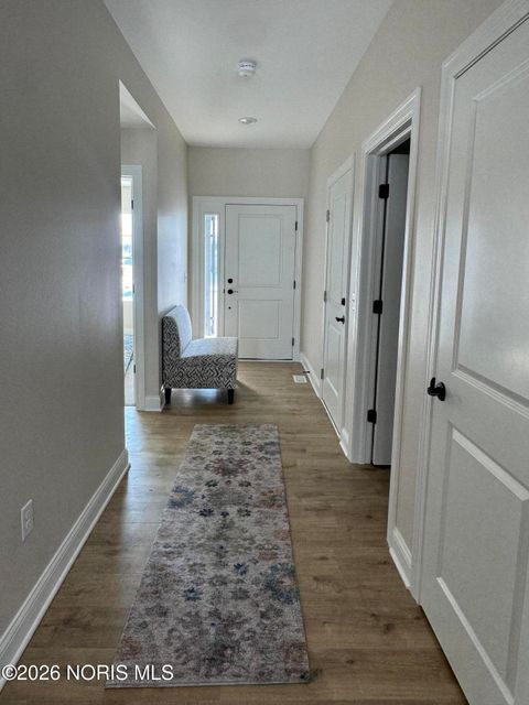 Tiny photo for 5021 Easton Drive, Oregon, OH 43616 (MLS # 10003666)