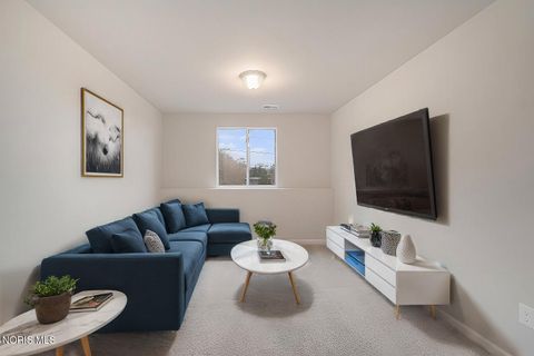 Tiny photo for 2049 Pear Tree Lane, Delta, OH 43515 (MLS # 10004227)