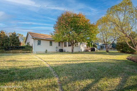 Tiny photo for 1269 Grassy Lane, Rossford, OH 43460 (MLS # 10000510)