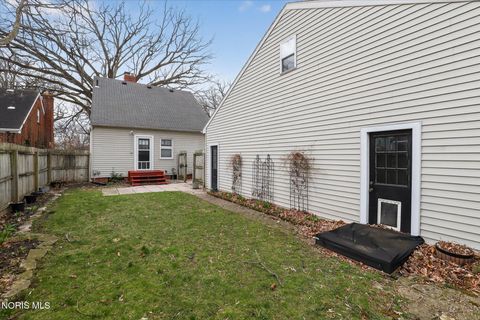 Tiny photo for 2534 Beaufort Avenue, Toledo, OH 43613 (MLS # 10005451)