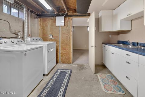 Tiny photo for 2534 Beaufort Avenue, Toledo, OH 43613 (MLS # 10005451)