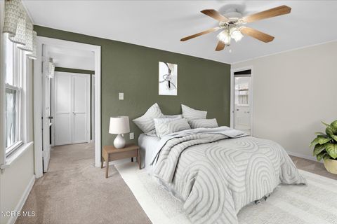 Tiny photo for 2534 Beaufort Avenue, Toledo, OH 43613 (MLS # 10005451)