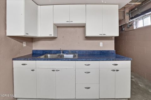 Tiny photo for 2534 Beaufort Avenue, Toledo, OH 43613 (MLS # 10005451)