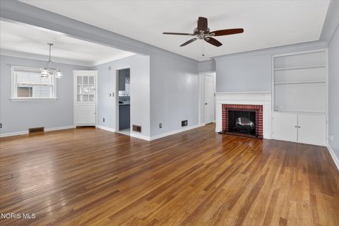 Tiny photo for 2534 Beaufort Avenue, Toledo, OH 43613 (MLS # 10005451)