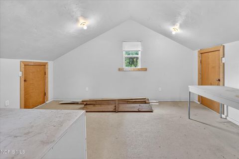 Tiny photo for 2534 Beaufort Avenue, Toledo, OH 43613 (MLS # 10005451)