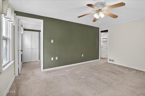 Tiny photo for 2534 Beaufort Avenue, Toledo, OH 43613 (MLS # 10005451)