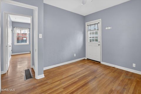 Tiny photo for 2534 Beaufort Avenue, Toledo, OH 43613 (MLS # 10005451)