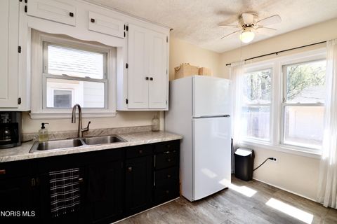 Tiny photo for 3019 Berdan Avenue, Toledo, OH 43613 (MLS # 10006878)