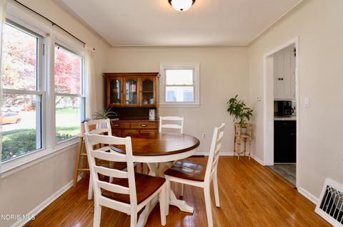 Tiny photo for 3019 Berdan Avenue, Toledo, OH 43613 (MLS # 10006878)