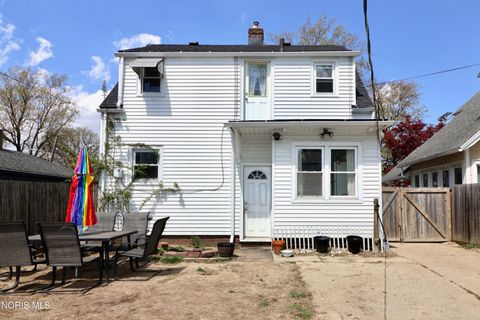 Tiny photo for 3019 Berdan Avenue, Toledo, OH 43613 (MLS # 10006878)