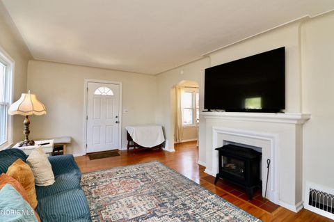 Tiny photo for 3019 Berdan Avenue, Toledo, OH 43613 (MLS # 10006878)