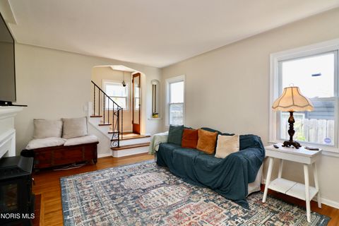 Tiny photo for 3019 Berdan Avenue, Toledo, OH 43613 (MLS # 10006878)