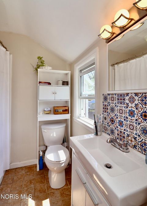 Tiny photo for 3019 Berdan Avenue, Toledo, OH 43613 (MLS # 10006878)