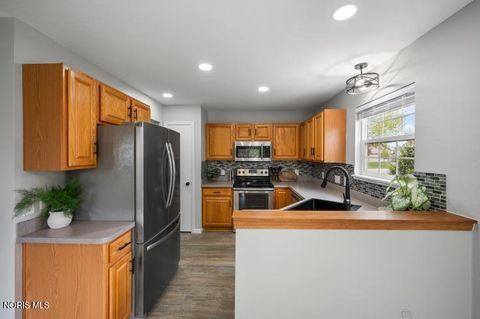 Tiny photo for 7274 Laurel Ridge Drive, Whitehouse, OH 43571 (MLS # 10007443)