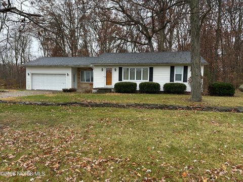 Photo of 22140 Switzer Road, Defiance, OH 43512 (MLS # 10001590)